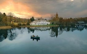 Karma Lake Of Menteith Hotel