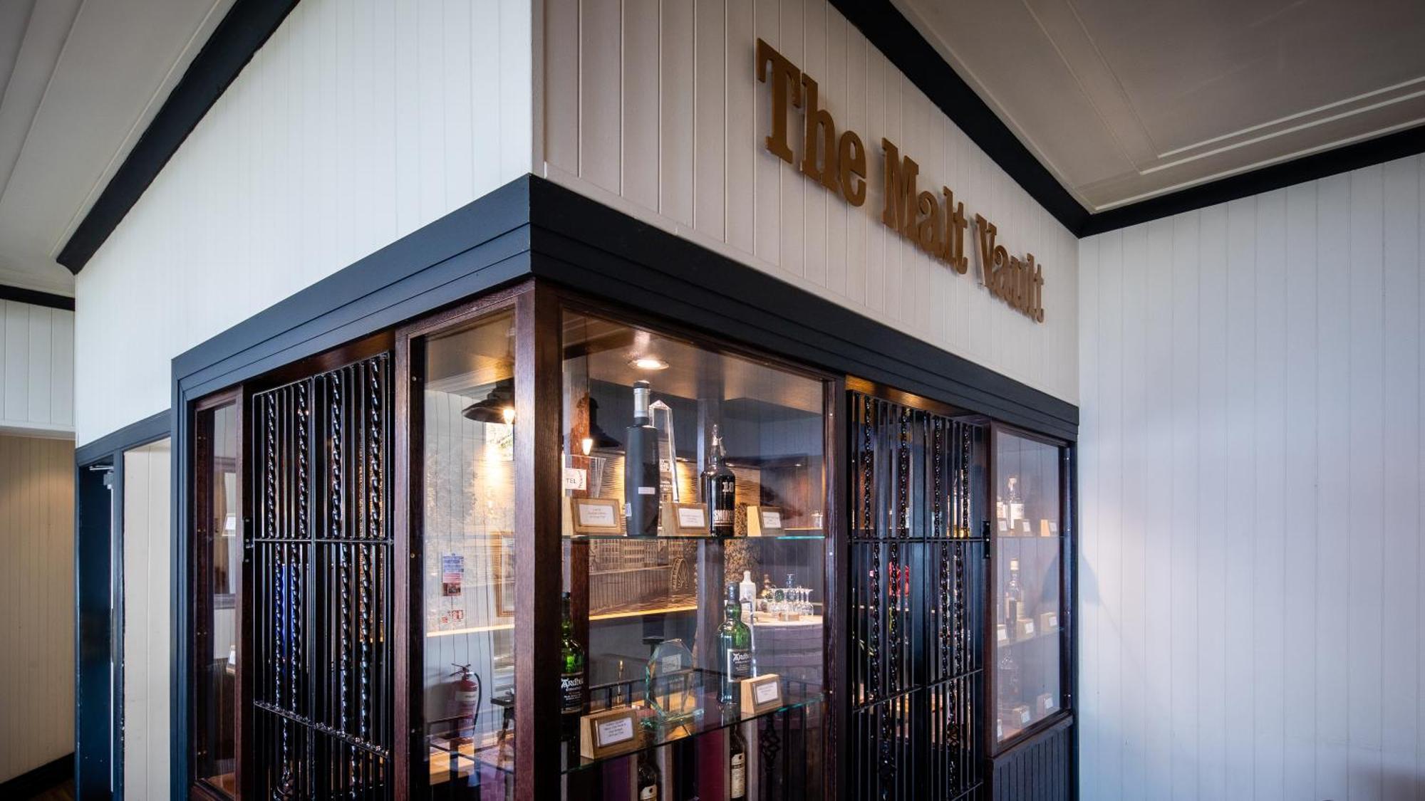 Karma Lake Of Menteith Hotel Stirling Exterior foto
